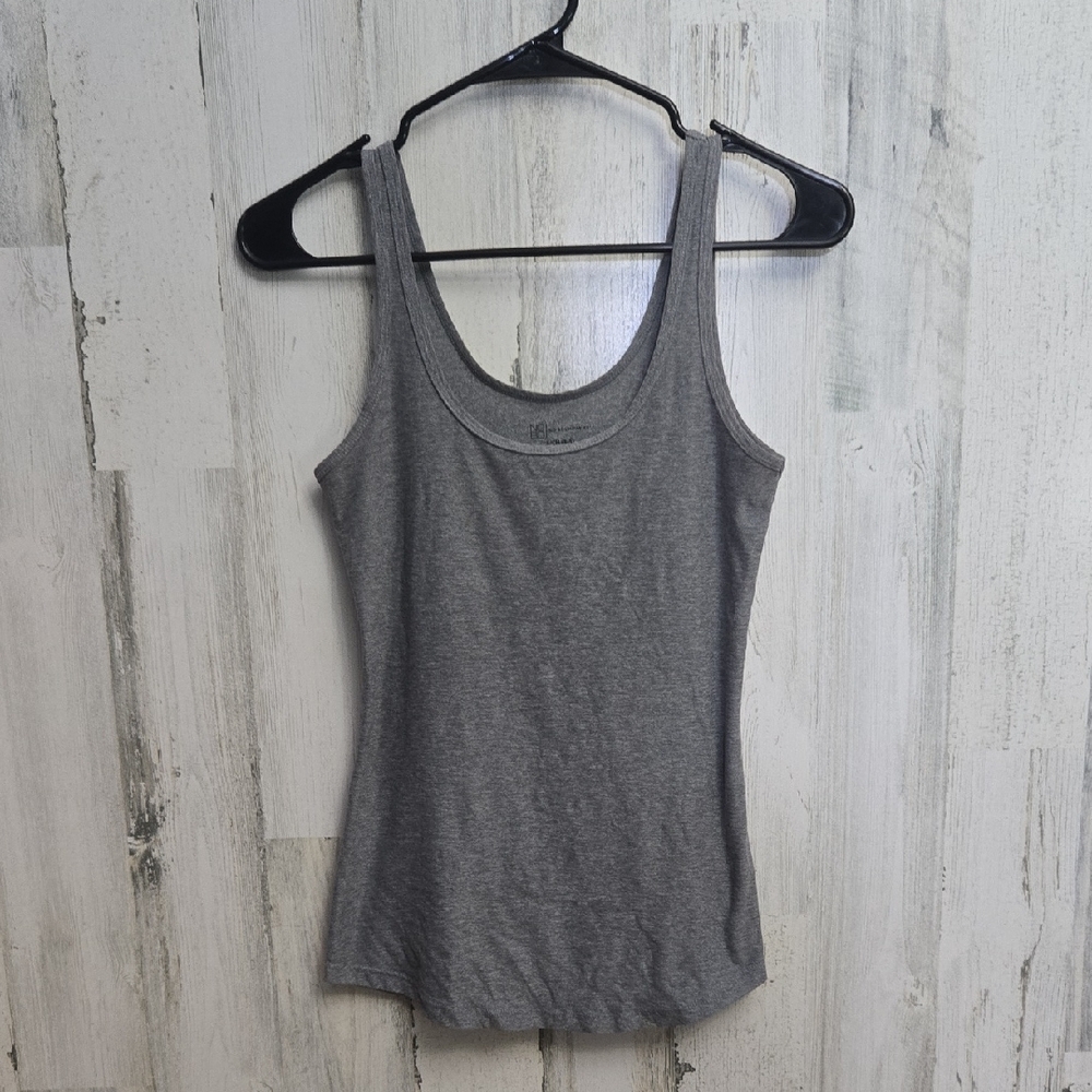 no boundaries gray tank top